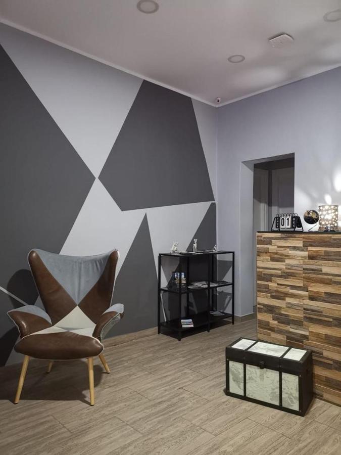Re Carlo Rooms Катания Екстериор снимка