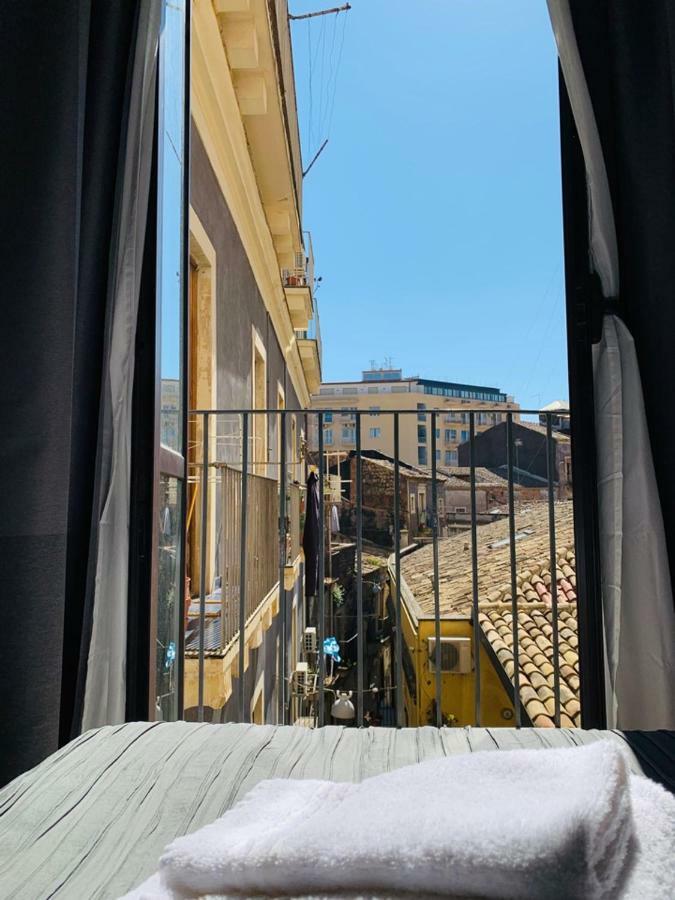Re Carlo Rooms Катания Екстериор снимка